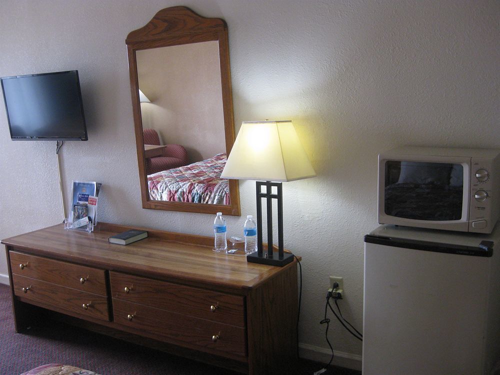 Royal Inn Sparta ภายนอก รูปภาพ