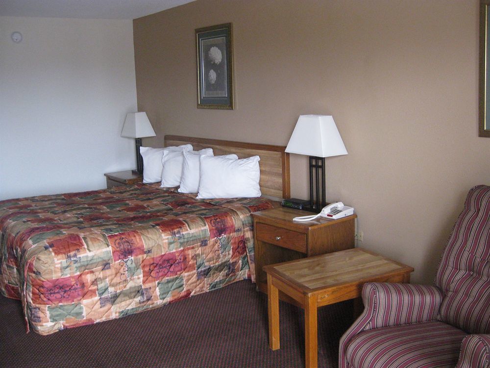 Royal Inn Sparta ภายนอก รูปภาพ