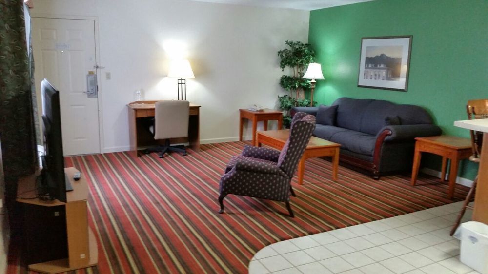 Royal Inn Sparta ภายนอก รูปภาพ