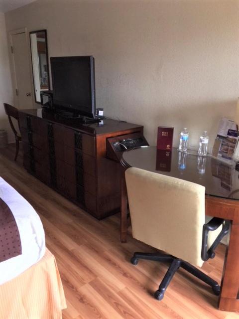 Royal Inn Sparta ภายนอก รูปภาพ